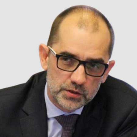 Robert Szlęzak - prezes ECN S.A.